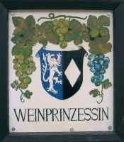 Schild Weinprinzessin